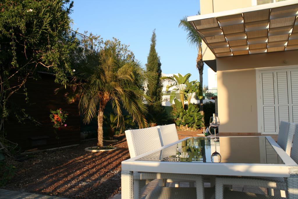 Villa Athina Paphos Habitación foto