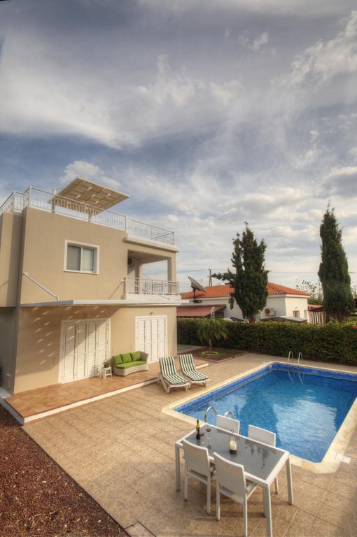 Villa Athina Paphos Habitación foto