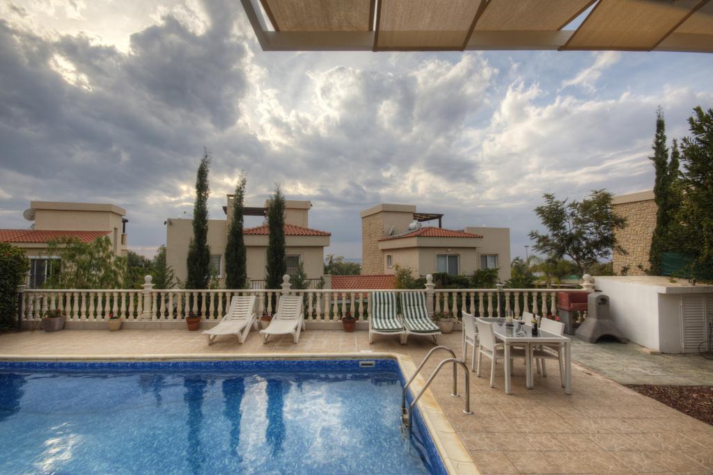 Villa Athina Paphos Habitación foto